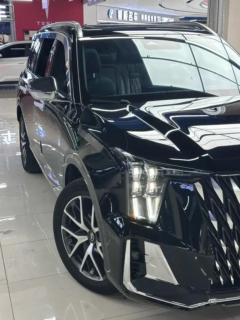 Trumpchi GS8 2022 Dual Engine Series 2.0TM Hybrid 2WD Premium Edition 7-Seater — миниатюра 6