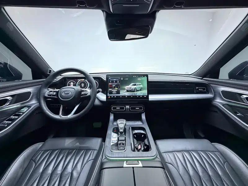 Trumpchi GS8 2022 Navigator Series 2.0TGDI 2WD Luxury Intelligent Connected 7-Seater — миниатюра 14