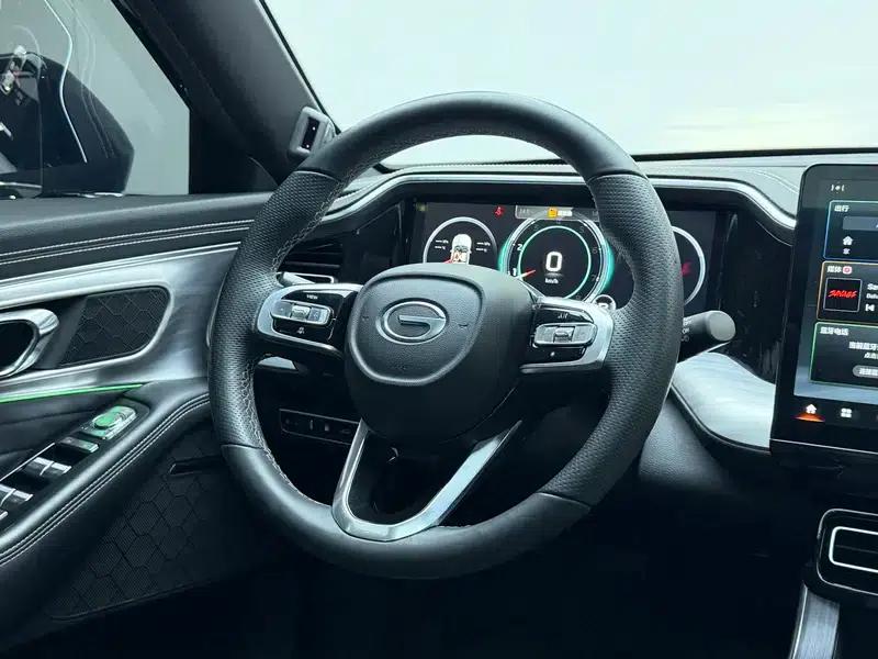 Trumpchi GS8 2022 Navigator Series 2.0TGDI 2WD Luxury Intelligent Connected 7-Seater — миниатюра 16