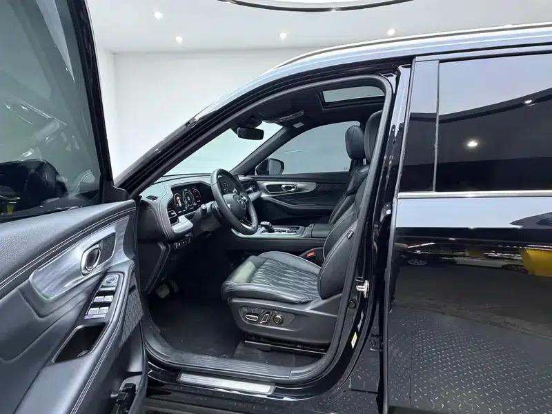 Trumpchi GS8 2022 Navigator Series 2.0TGDI 2WD Luxury Intelligent Connected 7-Seater — миниатюра 17