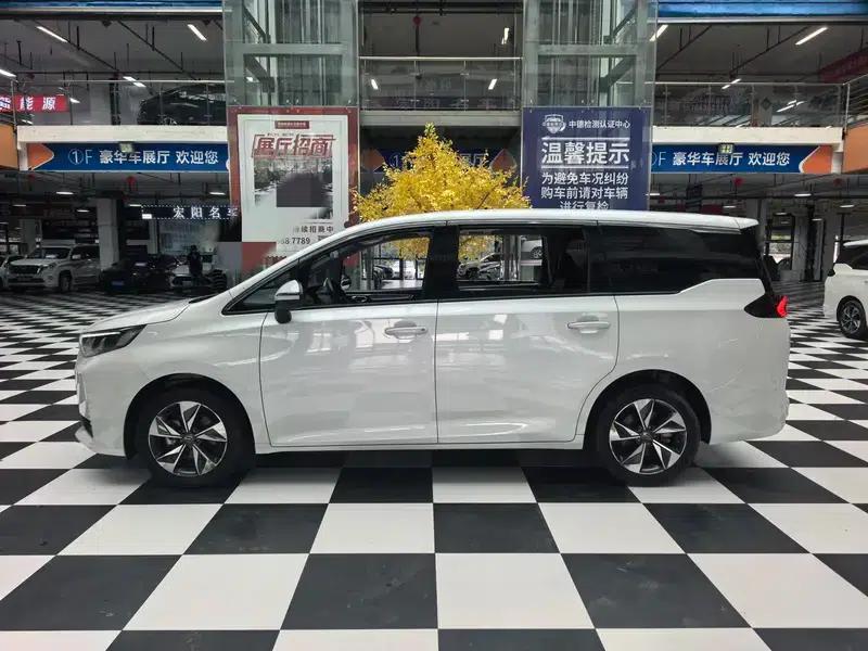Trumpchi M6 2021 Pro 270T AT Luxury Edition — миниатюра 4