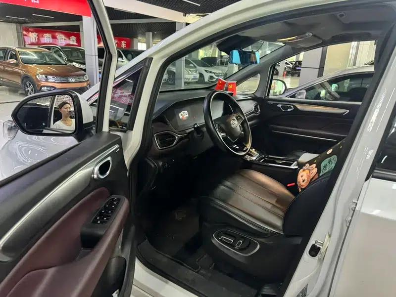 Trumpchi M6 2023 PRO 270T WDCT Luxury Edition — миниатюра 11
