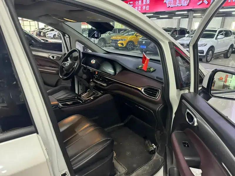 Trumpchi M6 2023 PRO 270T WDCT Luxury Edition — миниатюра 7