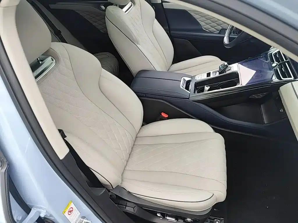 Wey brand Mocha 2021 2.0T 2WD Special Edition — миниатюра 25