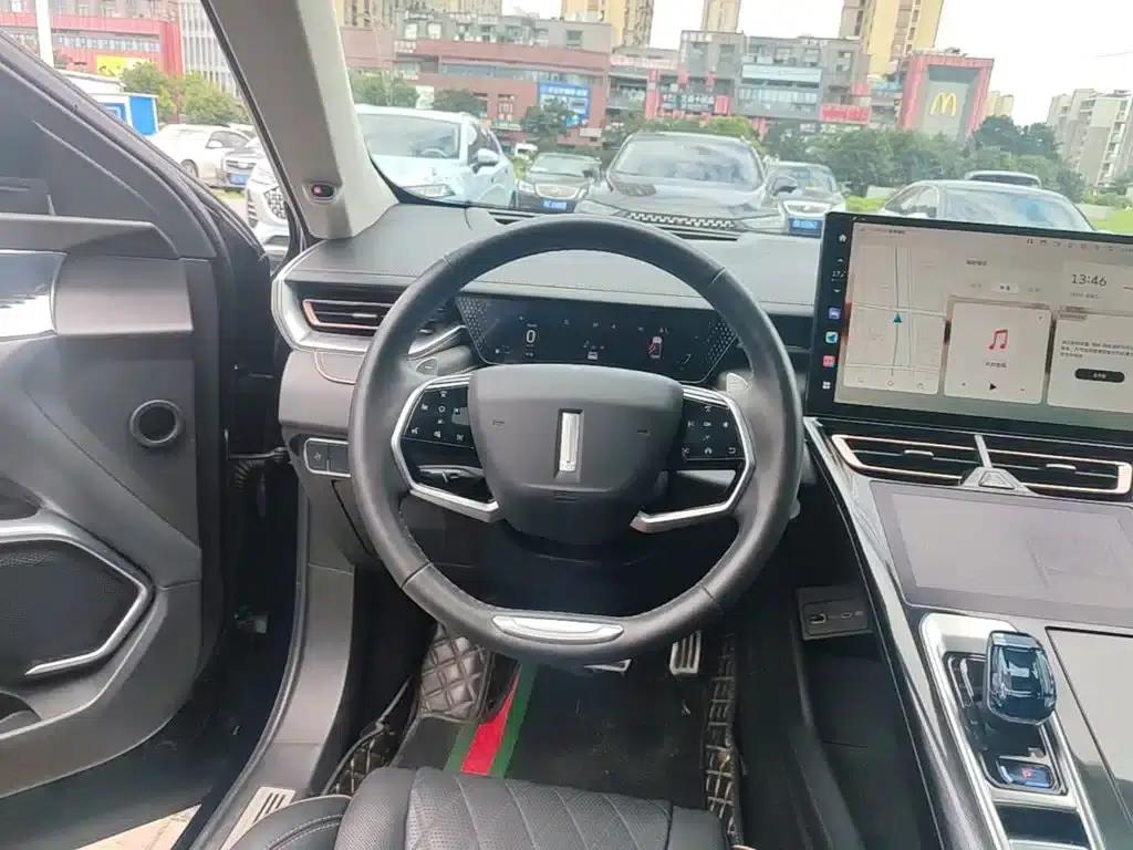 Wey brand Mocha 2021 2.0T 2WD Special Edition — миниатюра 11