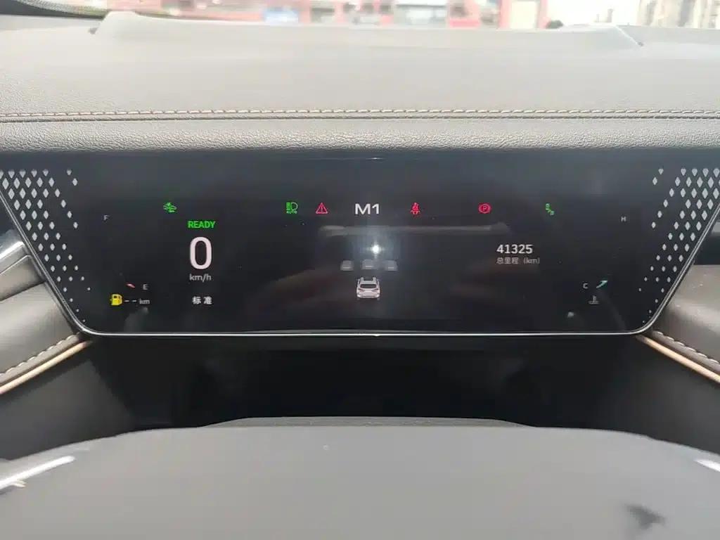 Wey brand Mocha 2021 2.0T 2WD Special Edition — миниатюра 12