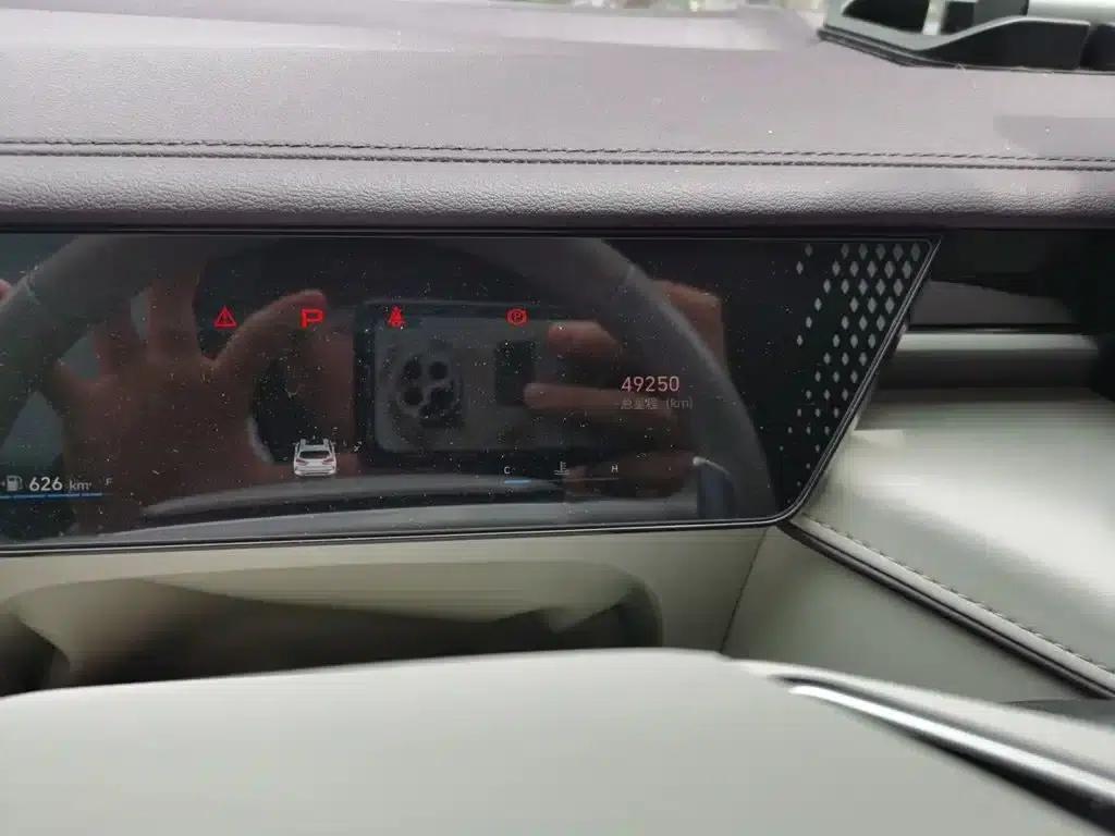 Wey brand Mocha 2021 2.0T 2WD Special Edition — миниатюра 5