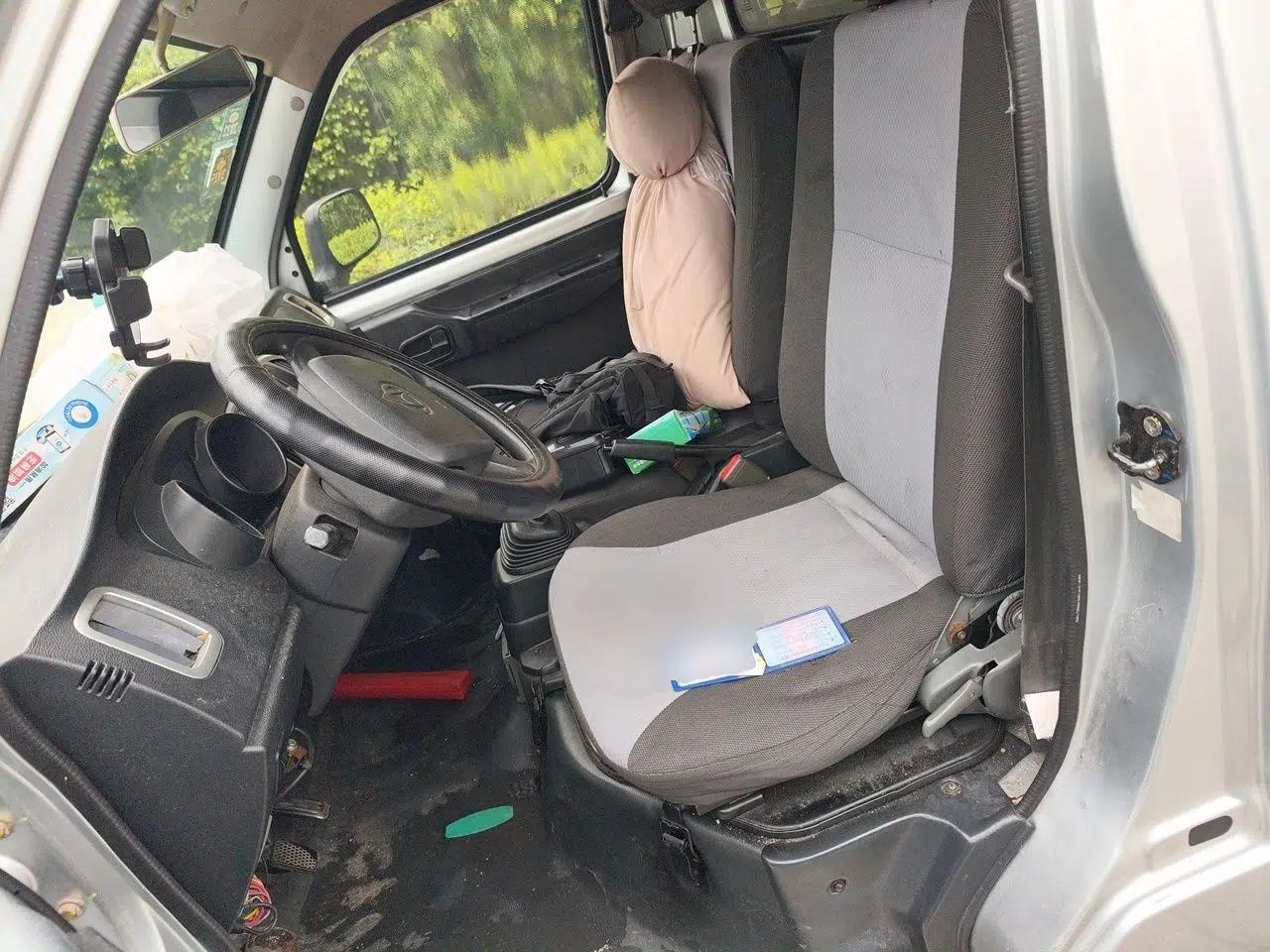 CHANGAN KAICHENG Shenqi T20 2018 1.5L T20L Comfort-Grade Single-Cab Cargo Truck with 3.6-meter Cargo Bed Equipped with DAM15R Engine — миниатюра 15