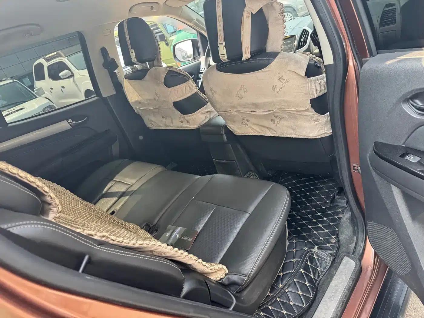 mu-X Ranger 2017 3.0T 4WD Automatic Premium 7-Seater (National IV Emission Standard) — миниатюра 2