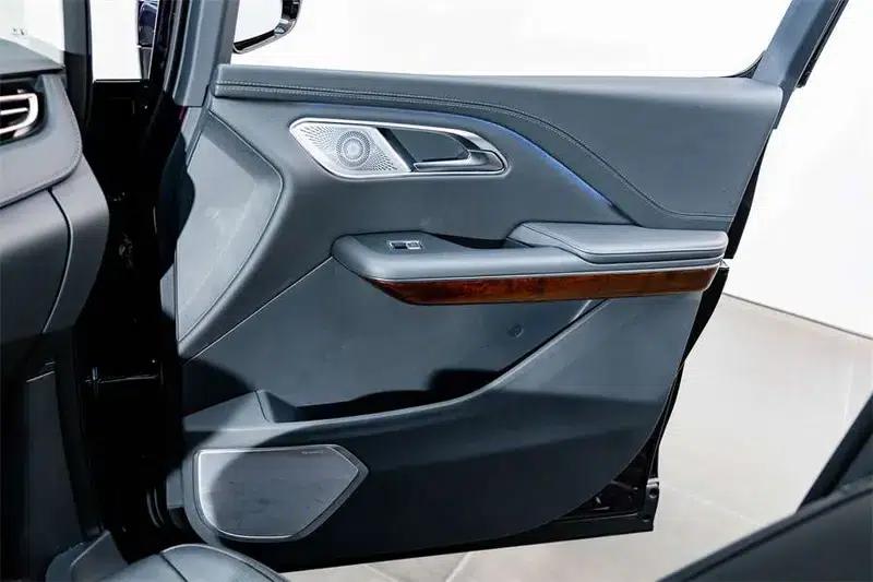 Hongqi HQ9 PHEV 2024 AWD Luxury Edition — миниатюра 16