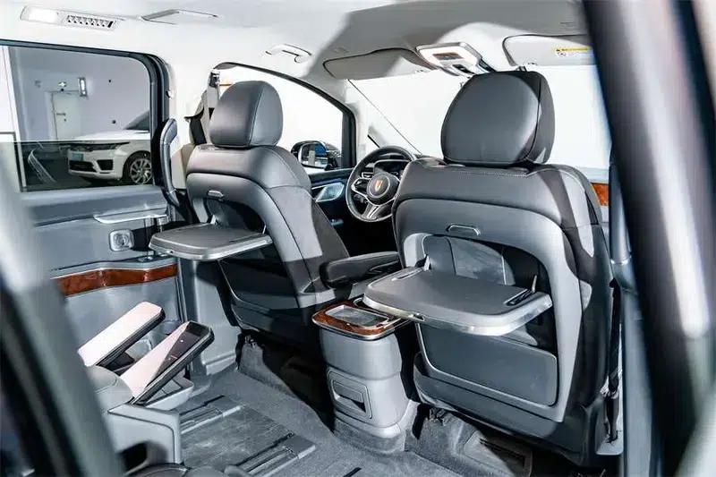 Hongqi HQ9 PHEV 2024 AWD Luxury Edition — миниатюра 24