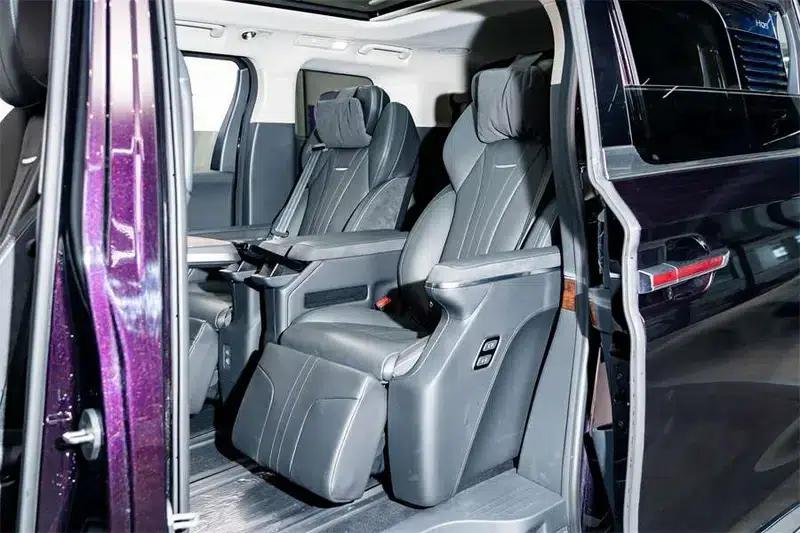 Hongqi HQ9 PHEV 2024 AWD Luxury Edition — миниатюра 30
