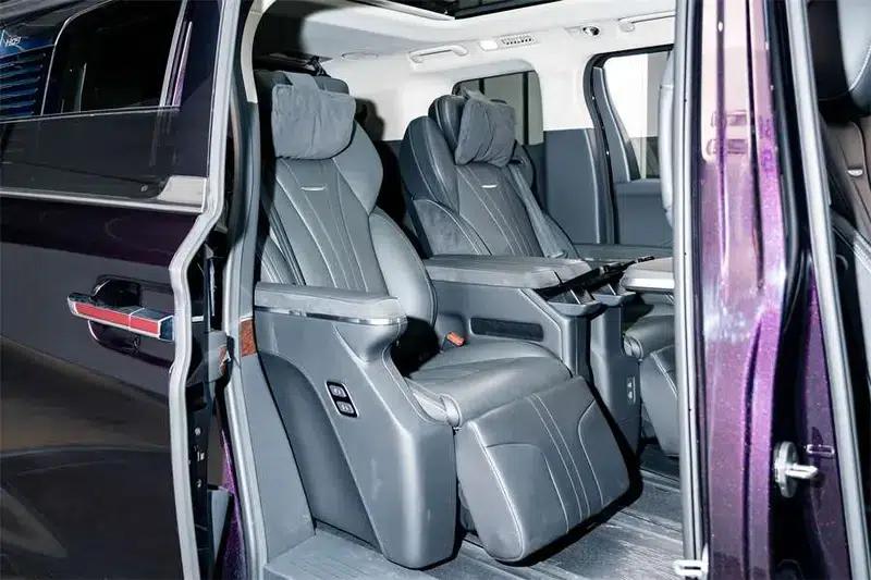 Hongqi HQ9 PHEV 2024 AWD Luxury Edition — миниатюра 31