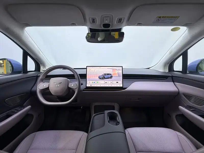Hongqi Tiangong 06 2025 660 AWD Smart Selection Edition — миниатюра 14