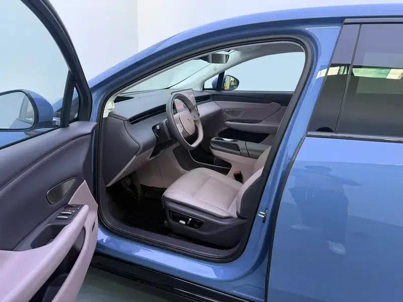 Hongqi Tiangong 06 2025 660 AWD Smart Selection Edition — миниатюра 17