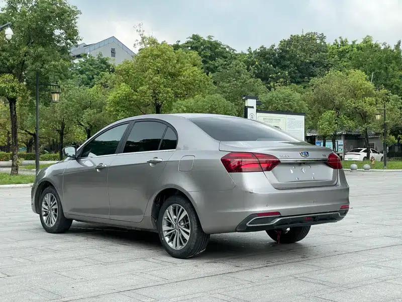 Geely Emgrand 2018 1.5L Manual Upward Connected Edition — миниатюра 5