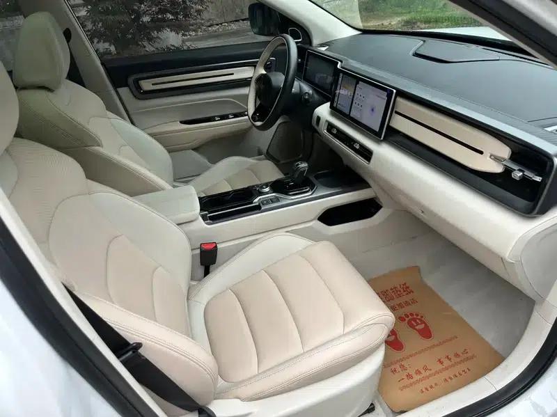 Geely ICON 2023 1.5TD Chocolate Edition — миниатюра 14