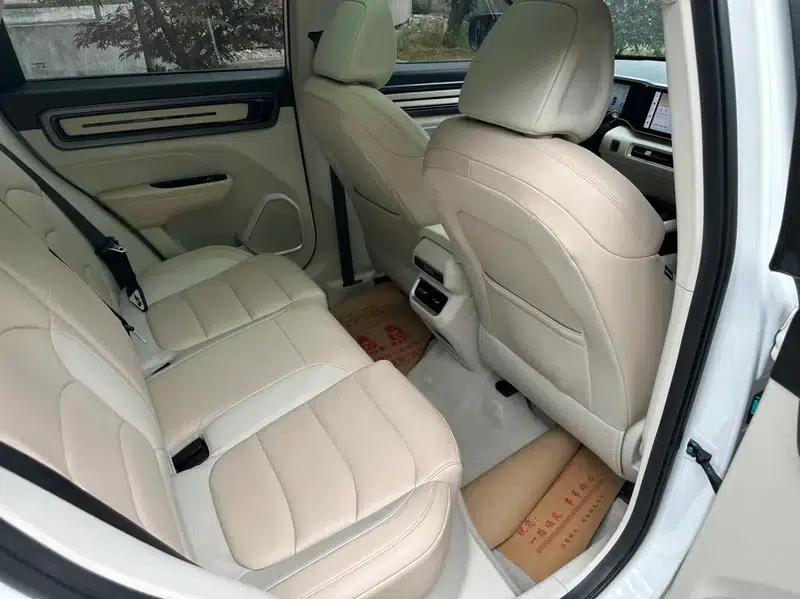 Geely ICON 2023 1.5TD Chocolate Edition — миниатюра 8