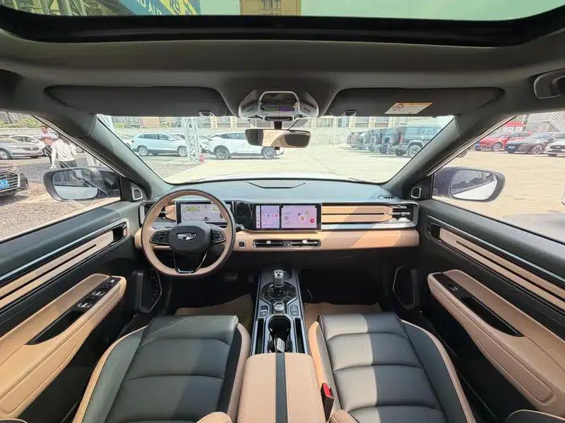 Geely ICON 2023 1.5TD Chocolate Edition — миниатюра 11