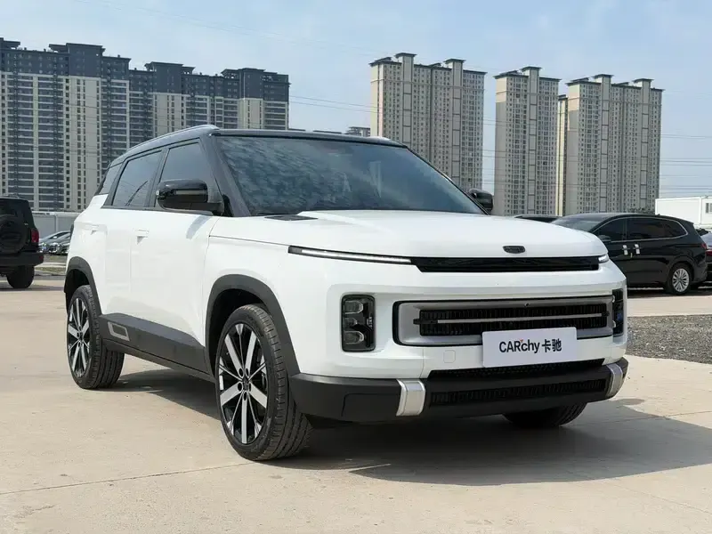 Geely ICON 2023 1.5TD Chocolate Edition — миниатюра 3