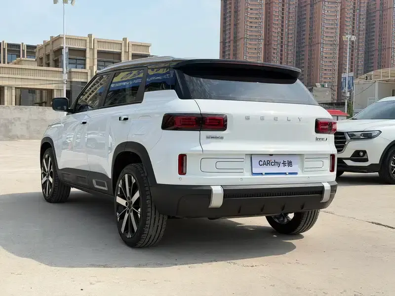Geely ICON 2023 1.5TD Chocolate Edition — миниатюра 4