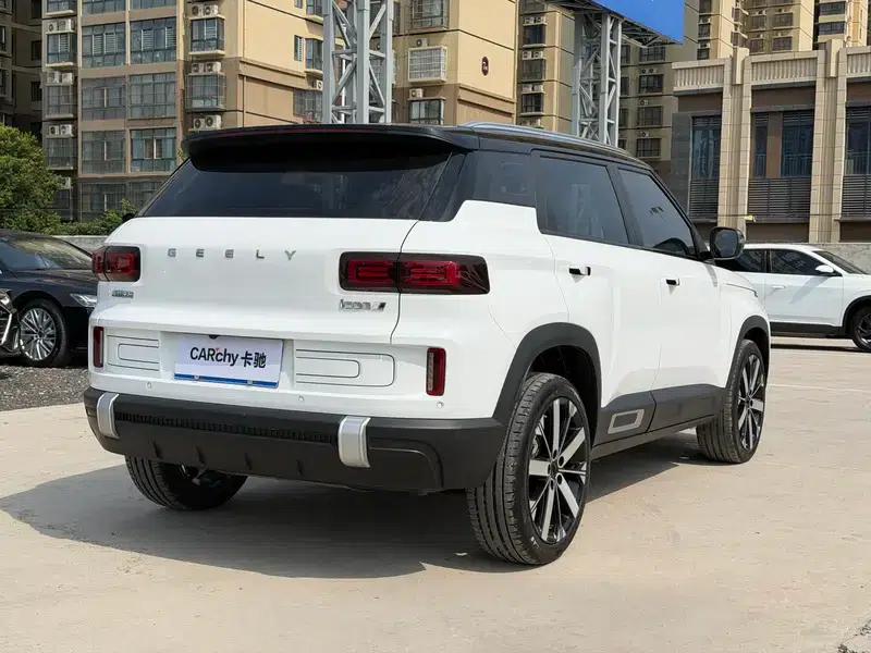 Geely ICON 2023 1.5TD Chocolate Edition — миниатюра 6