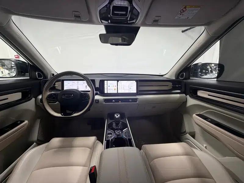 Geely ICON 2023 1.5TD Chocolate Premium Edition — миниатюра 14