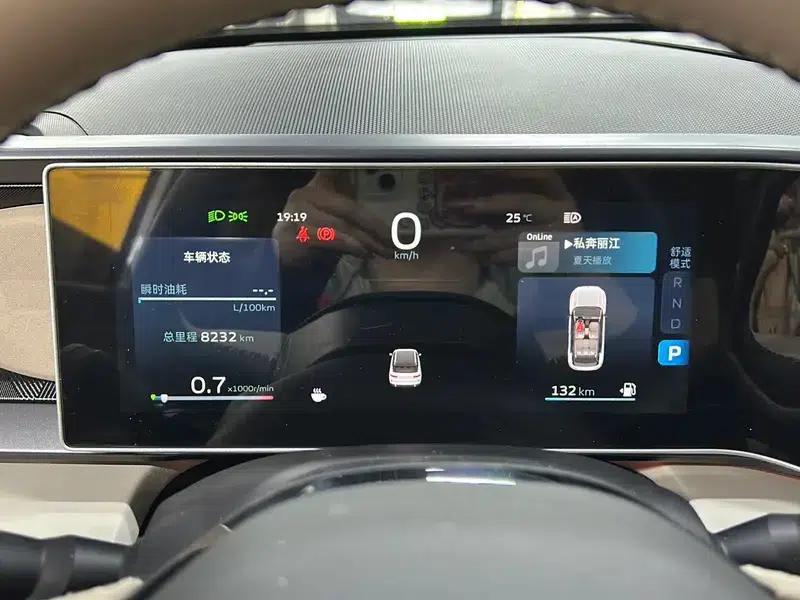 Geely ICON 2023 1.5TD Chocolate Premium Edition — миниатюра 15