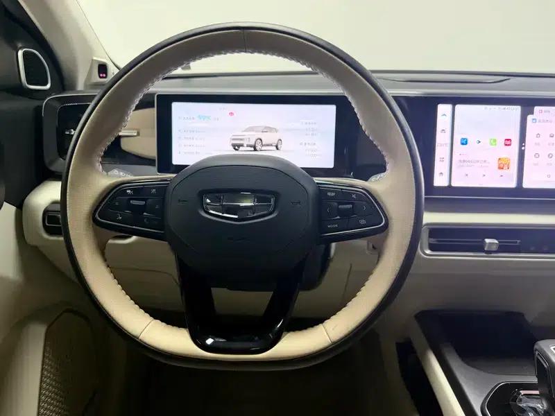 Geely ICON 2023 1.5TD Chocolate Premium Edition — миниатюра 16