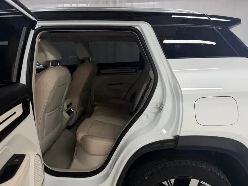 Geely ICON 2023 1.5TD Chocolate Premium Edition — миниатюра 18