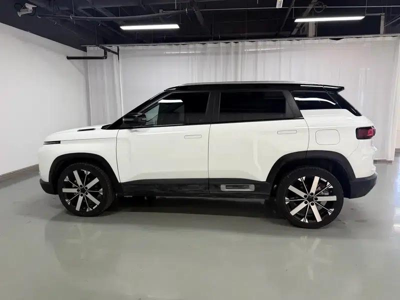 Geely ICON 2023 1.5TD Chocolate Premium Edition — миниатюра 4