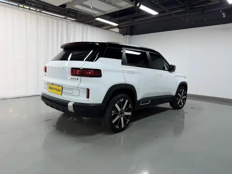 Geely ICON 2023 1.5TD Chocolate Premium Edition — миниатюра 7