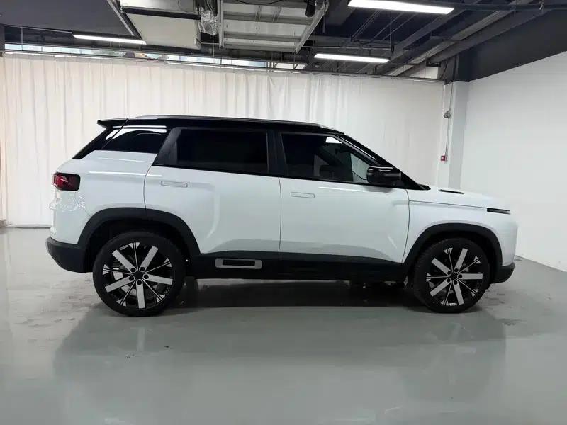 Geely ICON 2023 1.5TD Chocolate Premium Edition — миниатюра 8