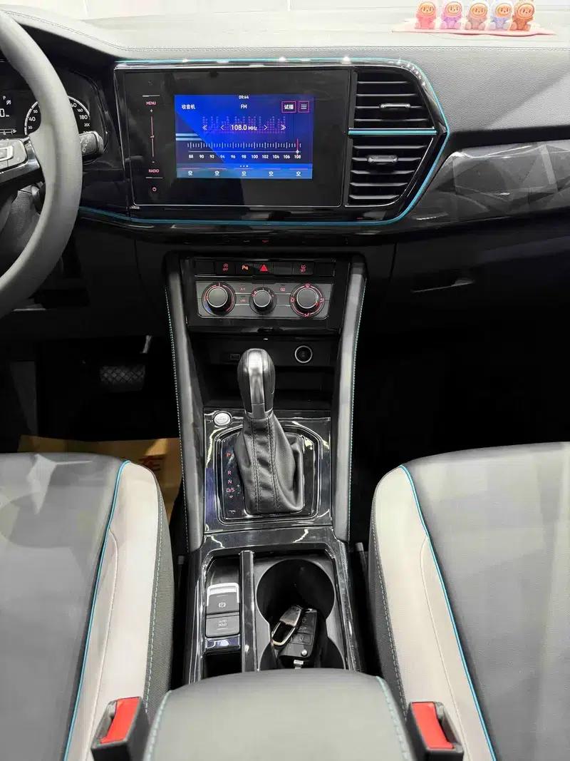 Jetta VS5 2022 280TSI Automatic High-Gloss Enjoy Edition — миниатюра 15