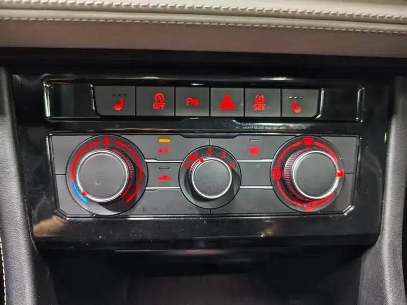 Jetta VS5 2022 280TSI Automatic Enjoy Edition — миниатюра 3