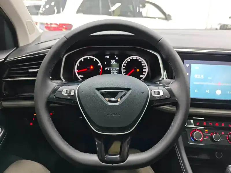 Jetta VS5 2022 280TSI Automatic Enjoy Edition — миниатюра 6