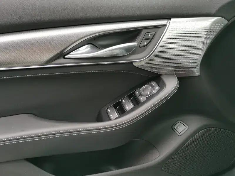 2023 Cadillac CT5 28T Luxury Standard Edition — миниатюра 14