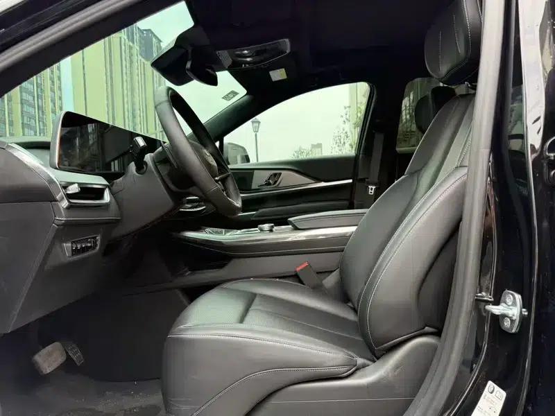 Cadillac XT5 2025 28T AWD Luxury — миниатюра 8