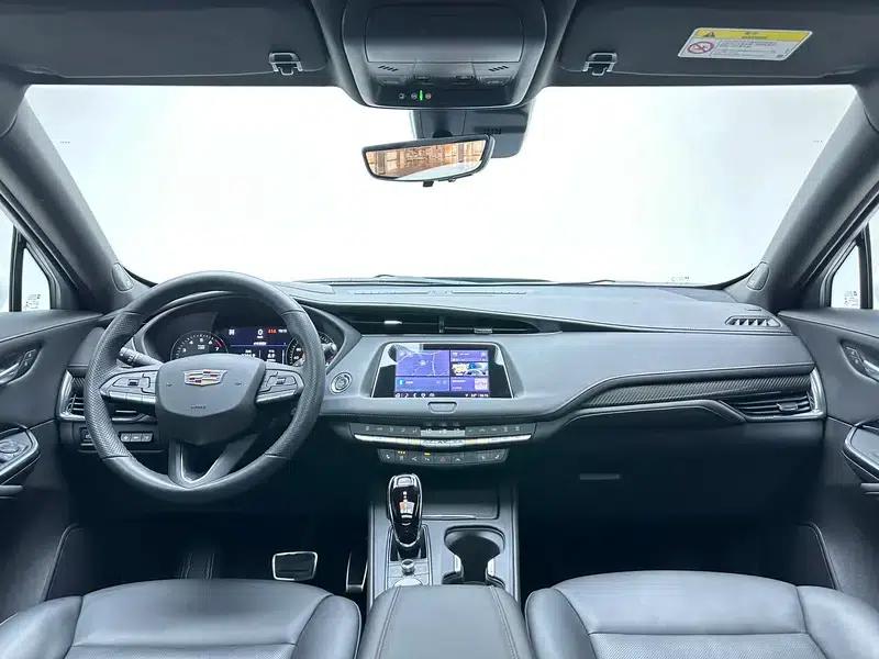 2022 Cadillac XT4 28T AWD Platinum Edition — миниатюра 14