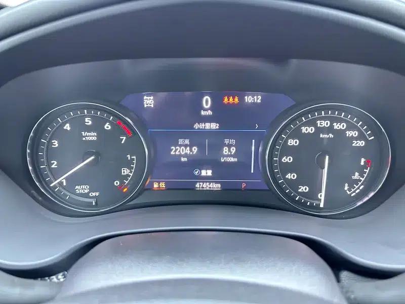2022 Cadillac XT4 28T AWD Platinum Edition — миниатюра 15