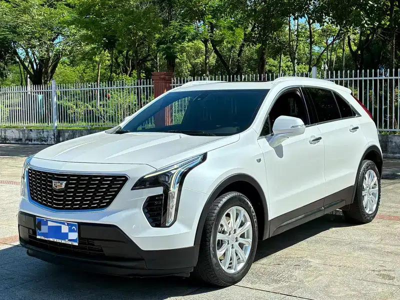 Cadillac XT4 2021 28T Two-Wheel Drive Technology Edition — миниатюра 1