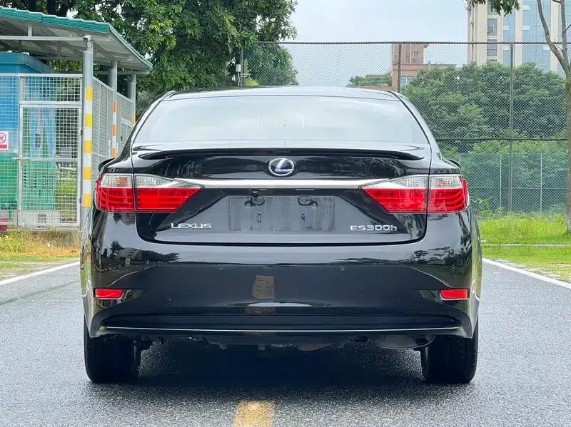 Lexus ES 2014 300h Elite Edition — миниатюра 6