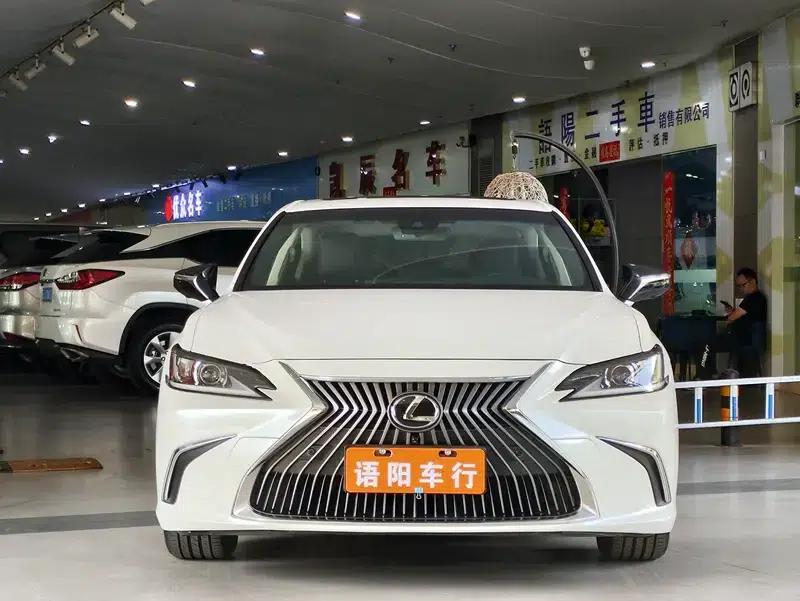 Lexus ES 2020 200 Premium Edition (China VI Emission Standard) — миниатюра 2