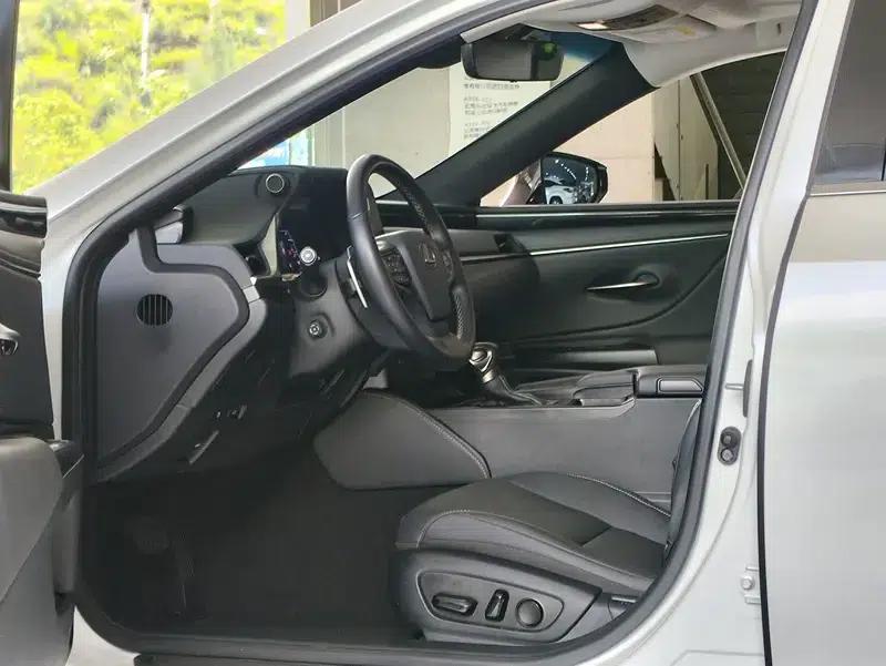 Lexus ES 2020 200 Premium Edition (China VI Emission Standard) — миниатюра 17