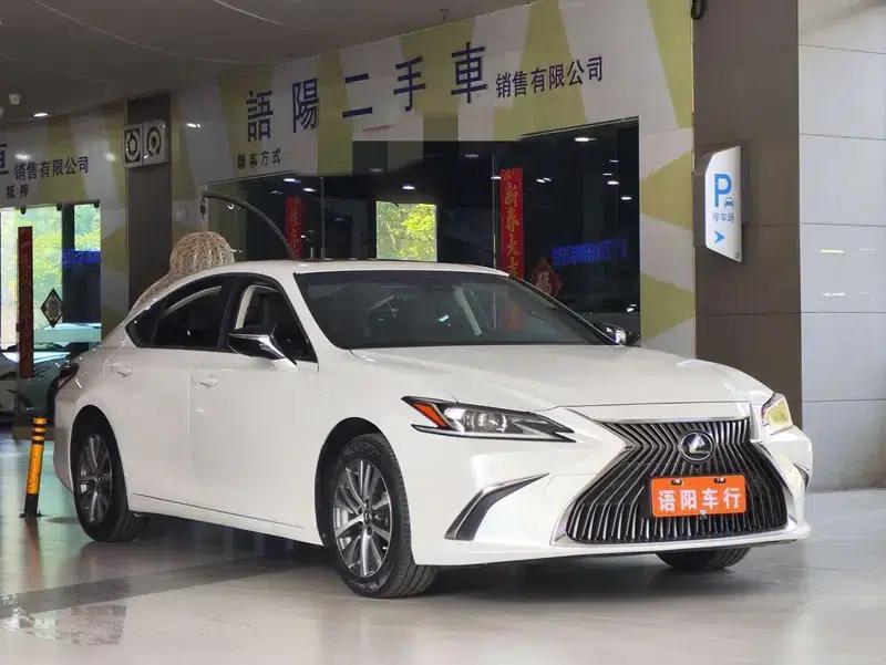 Lexus ES 2020 200 Premium Edition (China VI Emission Standard) — миниатюра 3