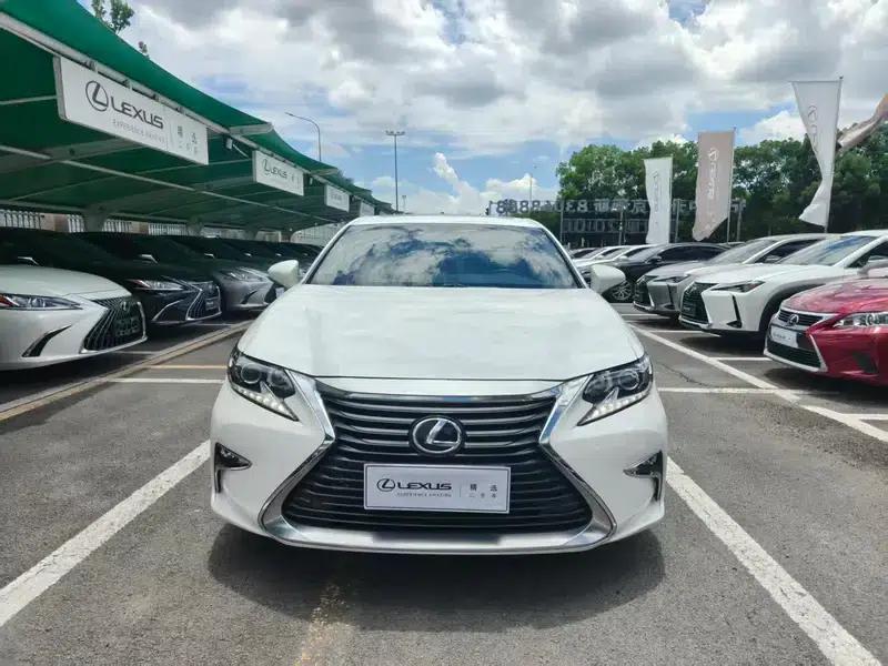 Lexus ES 2015 200 Elite Edition — миниатюра 2