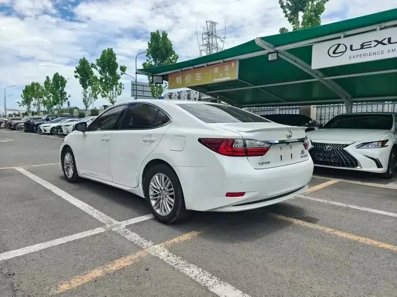 Lexus ES 2015 200 Elite Edition — миниатюра 4