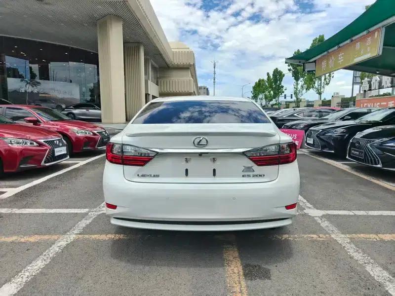 Lexus ES 2015 200 Elite Edition — миниатюра 5
