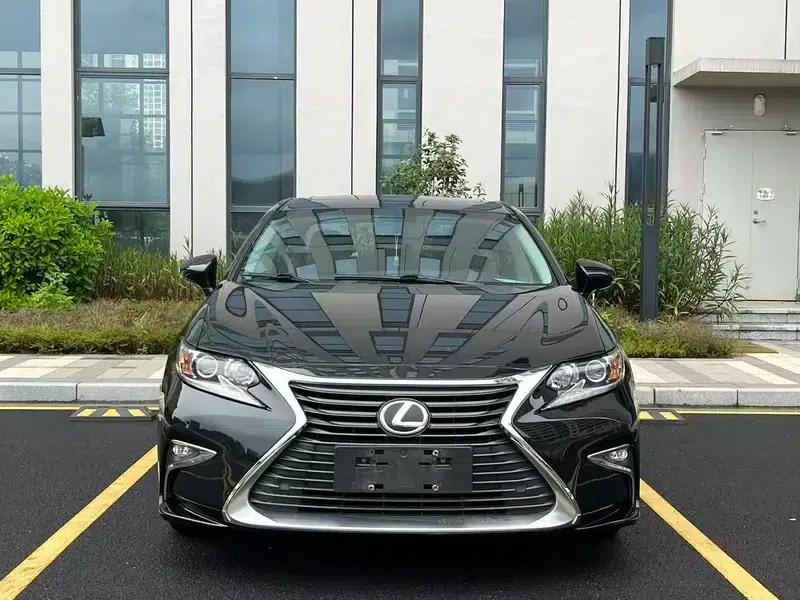 Lexus ES 2015 200 Elite Edition — миниатюра 2
