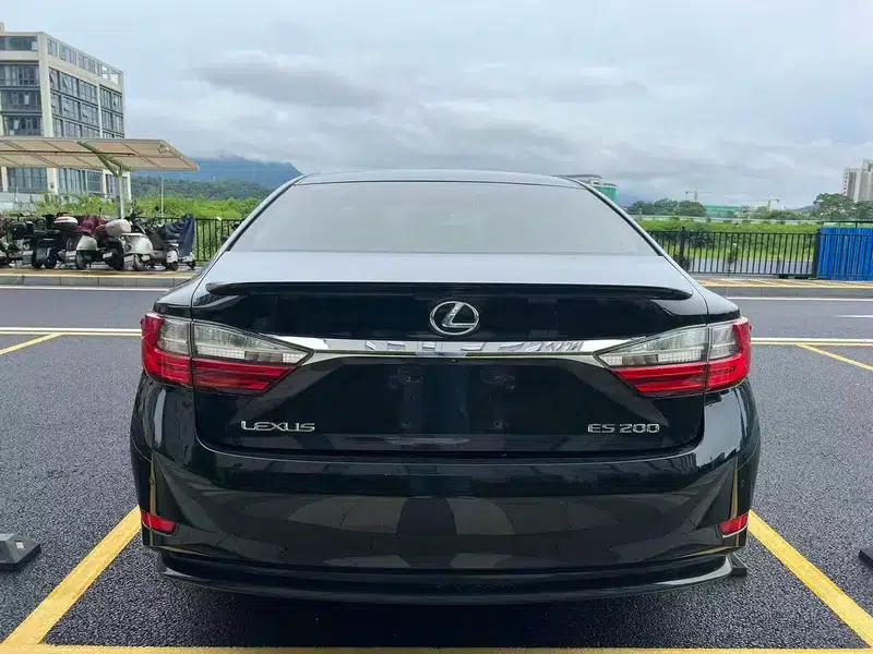 Lexus ES 2015 200 Elite Edition — миниатюра 5